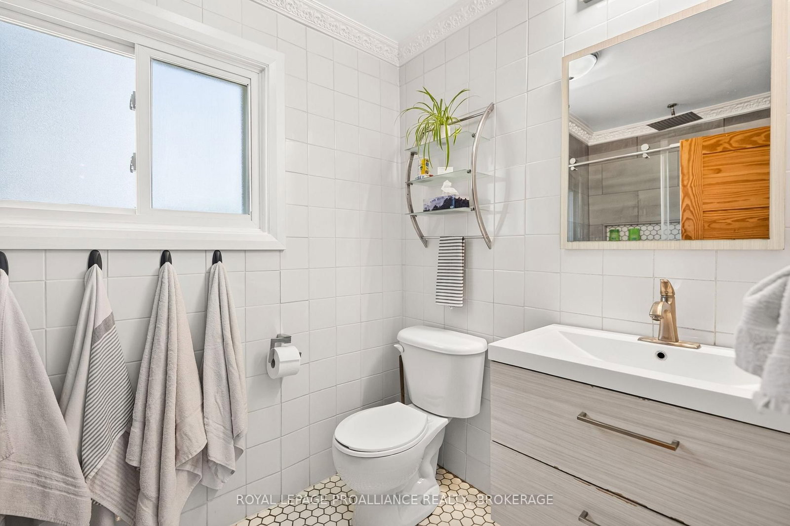 2219 Mckendry Road • Kingston, ON photo 14