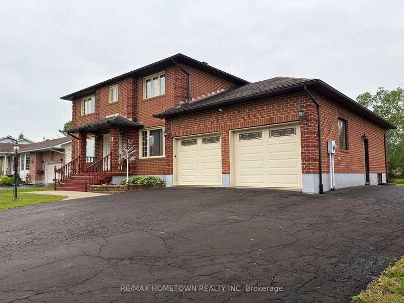 12 Fairholme Drive