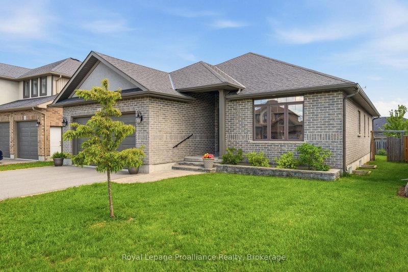 5 Kempton Avenue, Belleville
