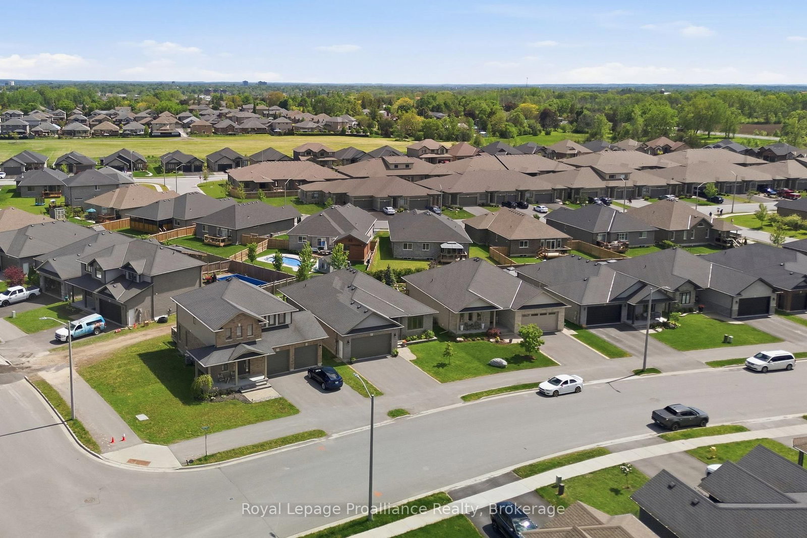 5 Kempton Avenue • Belleville, ON photo 40