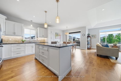 5 Kempton Avenue — photo 6