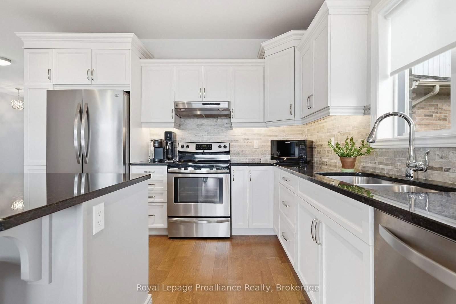 5 Kempton Avenue • Belleville, ON photo 9