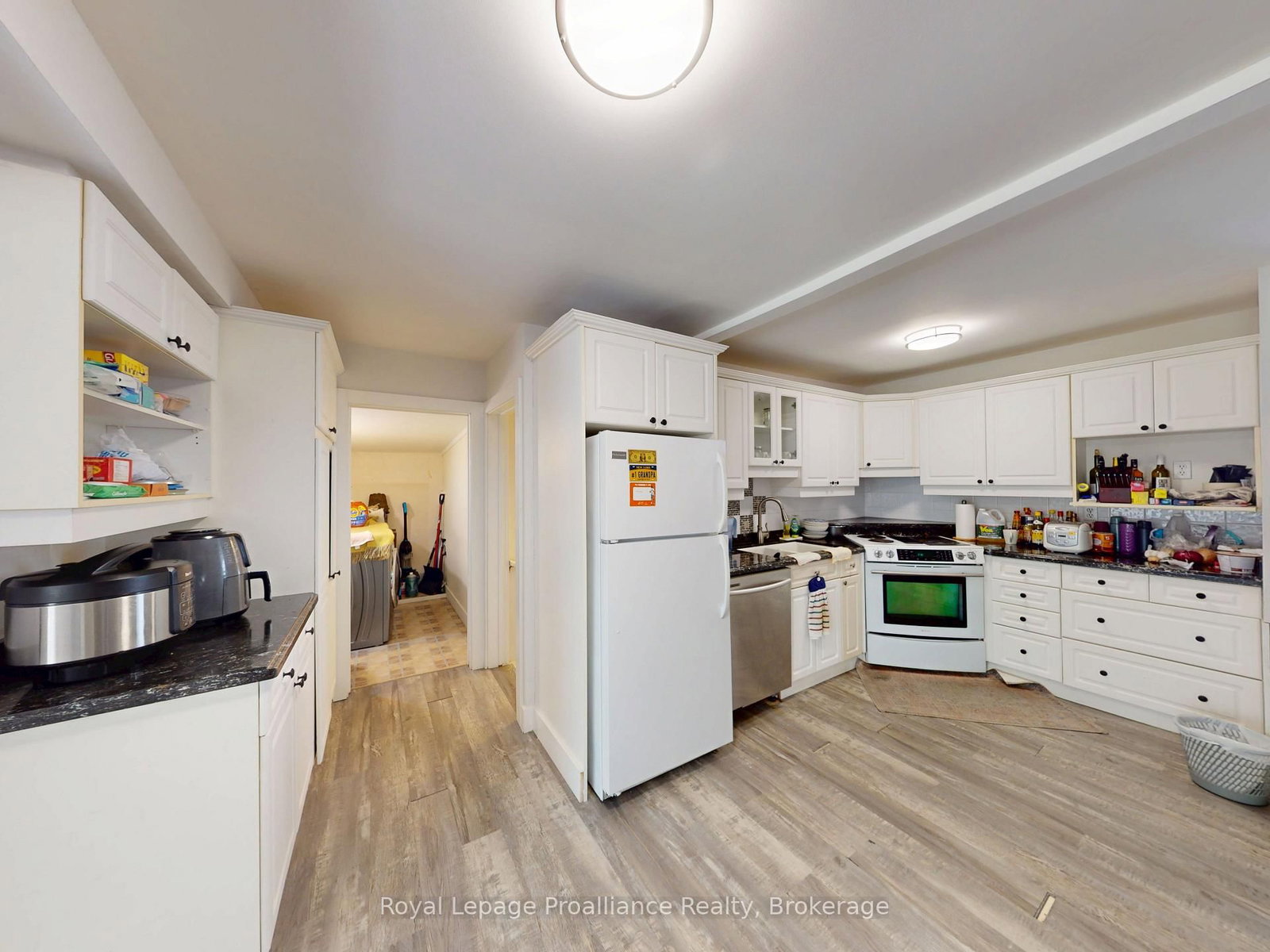 136 Macdonald Avenue • Belleville, ON photo 14