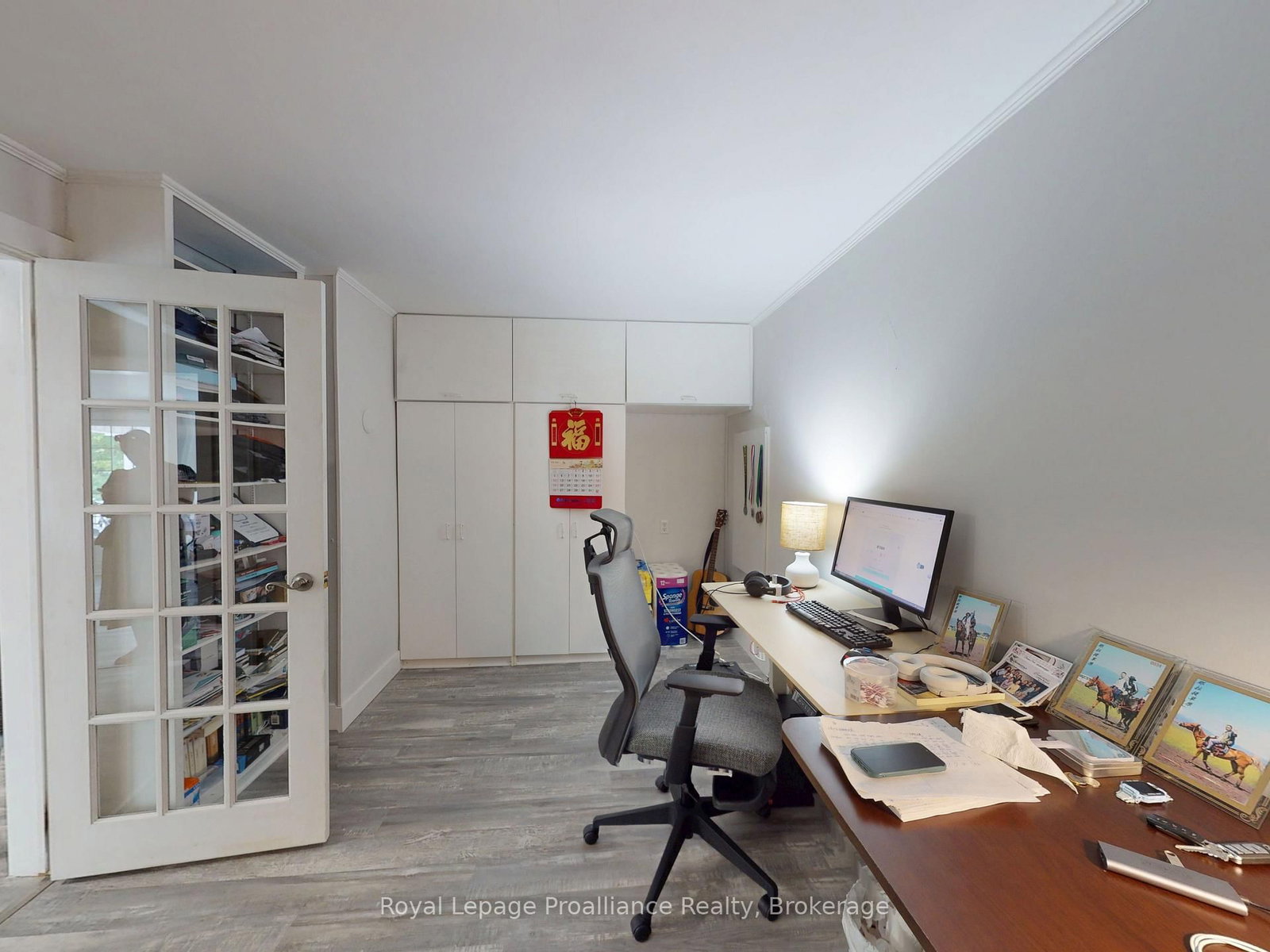 136 Macdonald Avenue • Belleville, ON photo 17