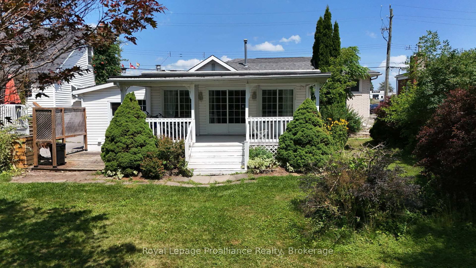 136 Macdonald Avenue • Belleville, ON photo 37