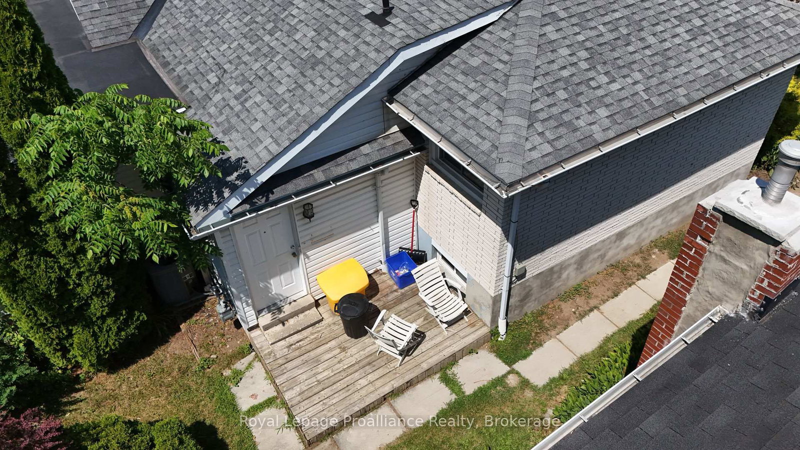136 Macdonald Avenue • Belleville, ON photo 40