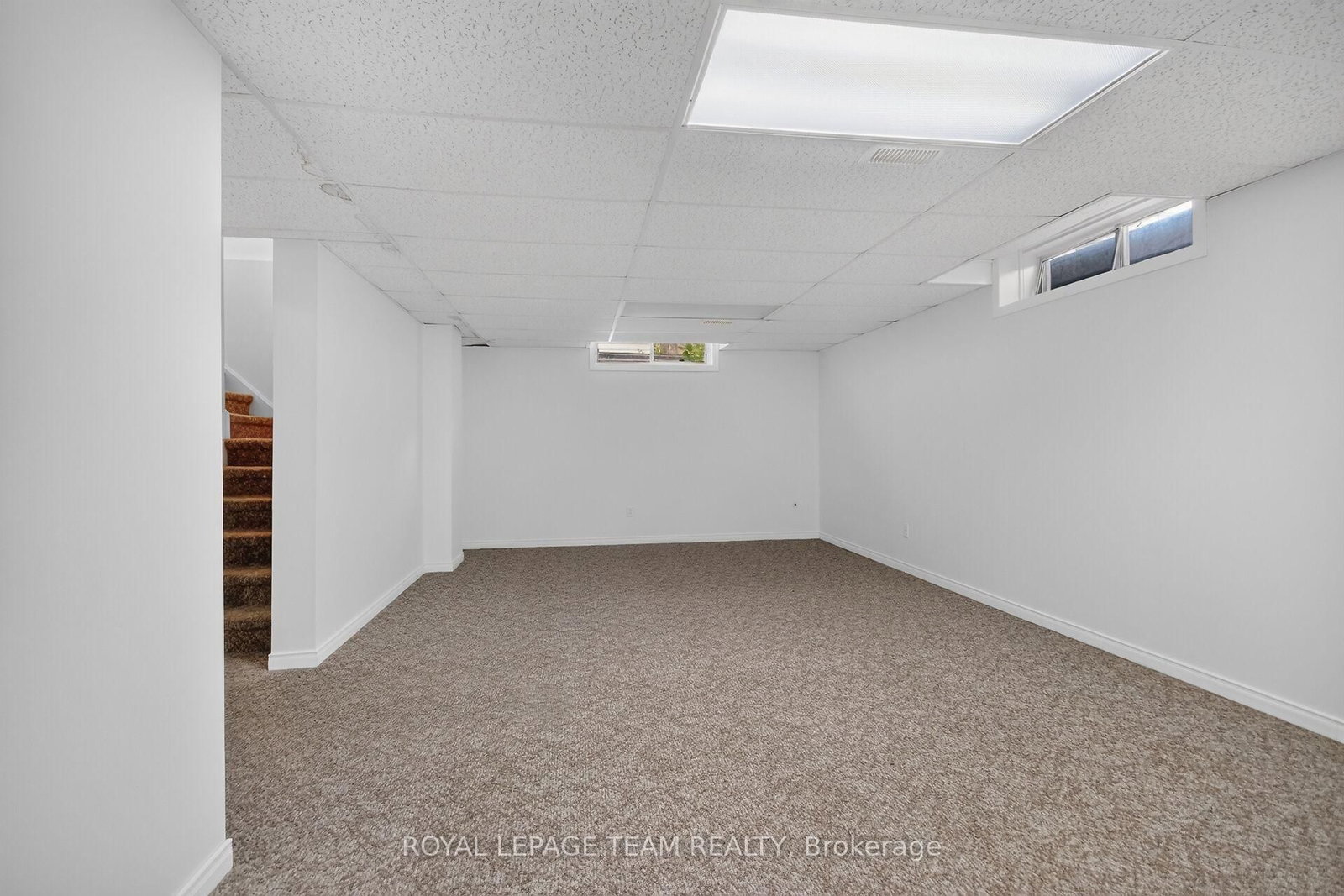 32 Vistapointe Drive • Barrhaven, ON photo 30