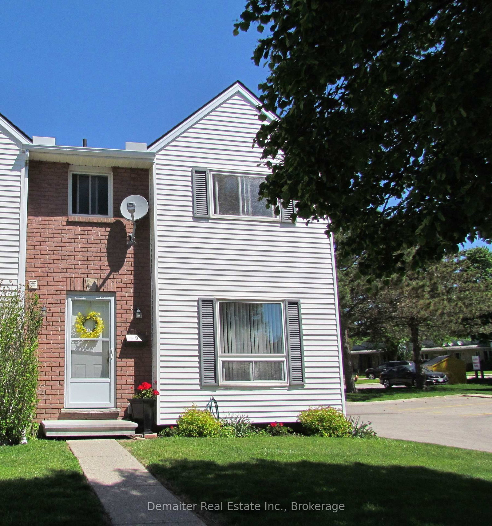 9 - 380 Quarterline Road, Tillsonburg — photo 1