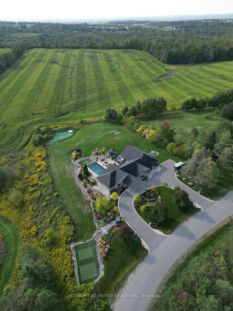 7 Maplehill Drive