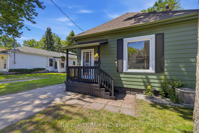 1068 Margaret Street
