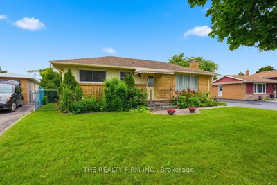 23 Frontenac Road