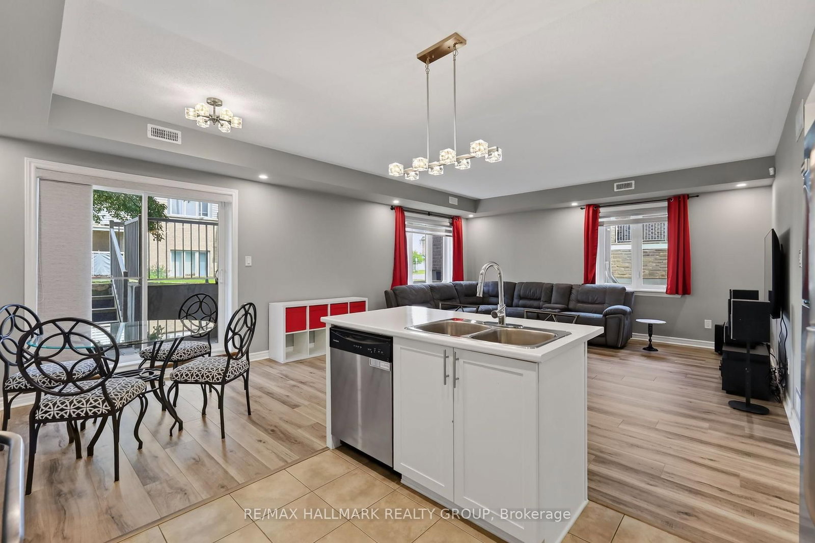 53 Tayside Private • #A • Ottawa, ON photo 12