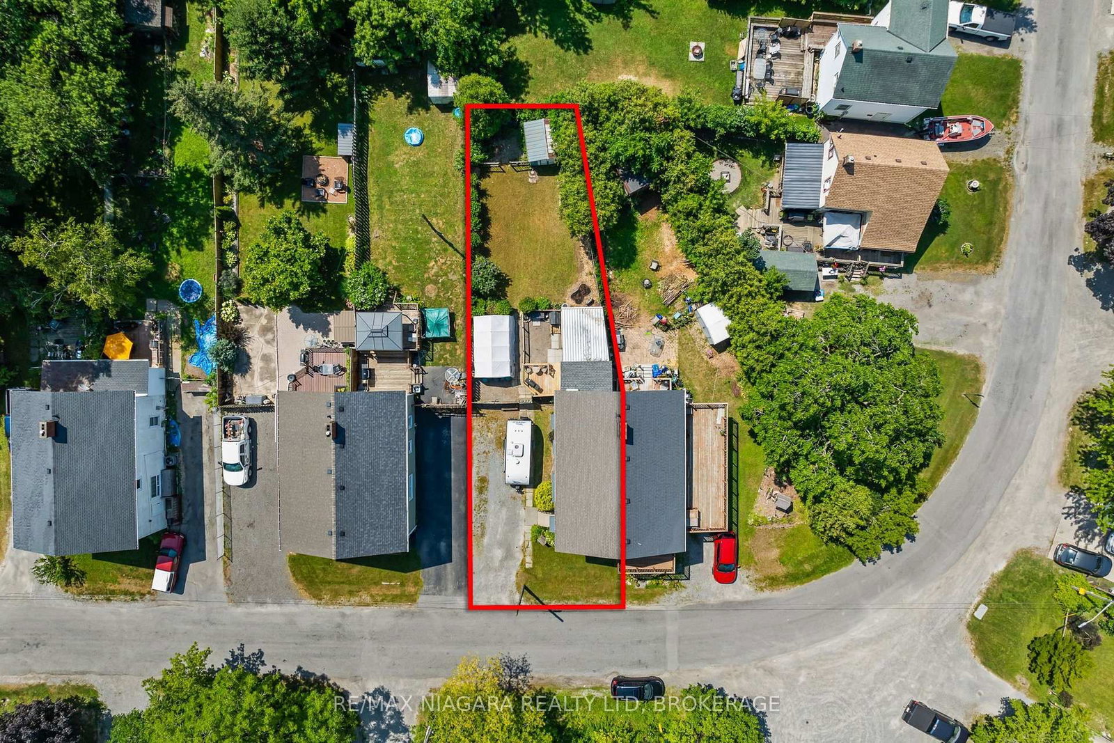 63 Hodgkins Avenue • Thorold, ON photo 34