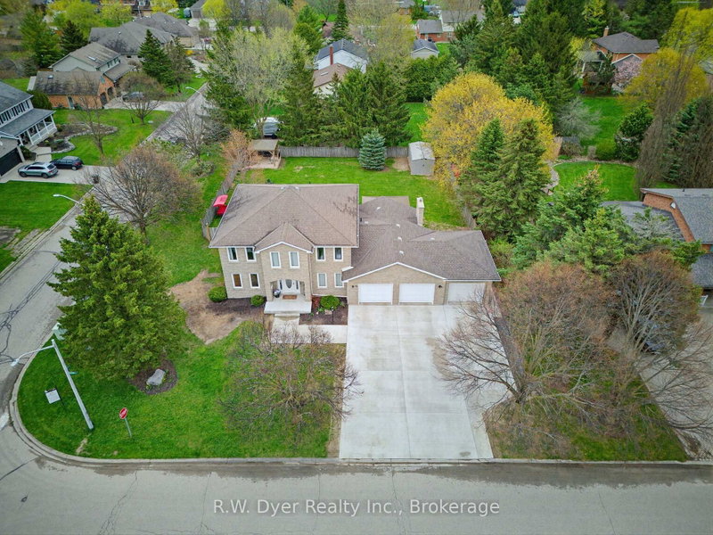 15 Danube Drive, Waterloo