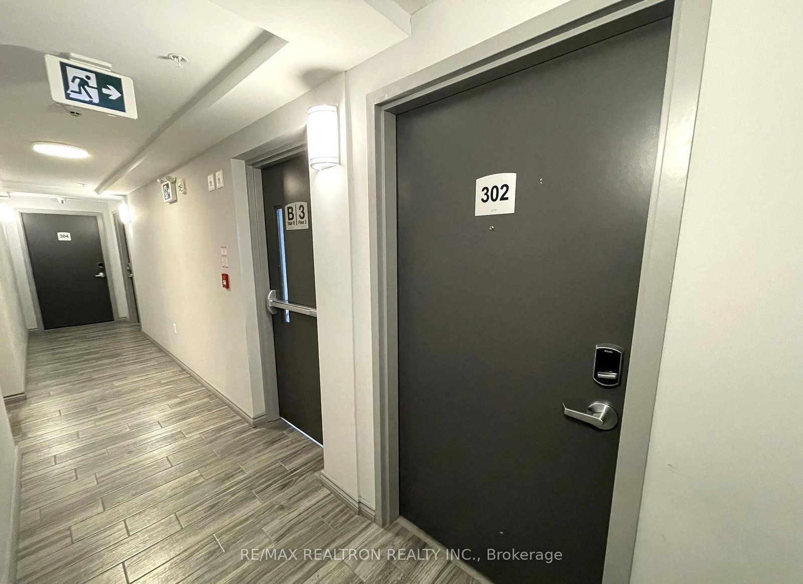 B302 - 275 Larch Street, Waterloo 3