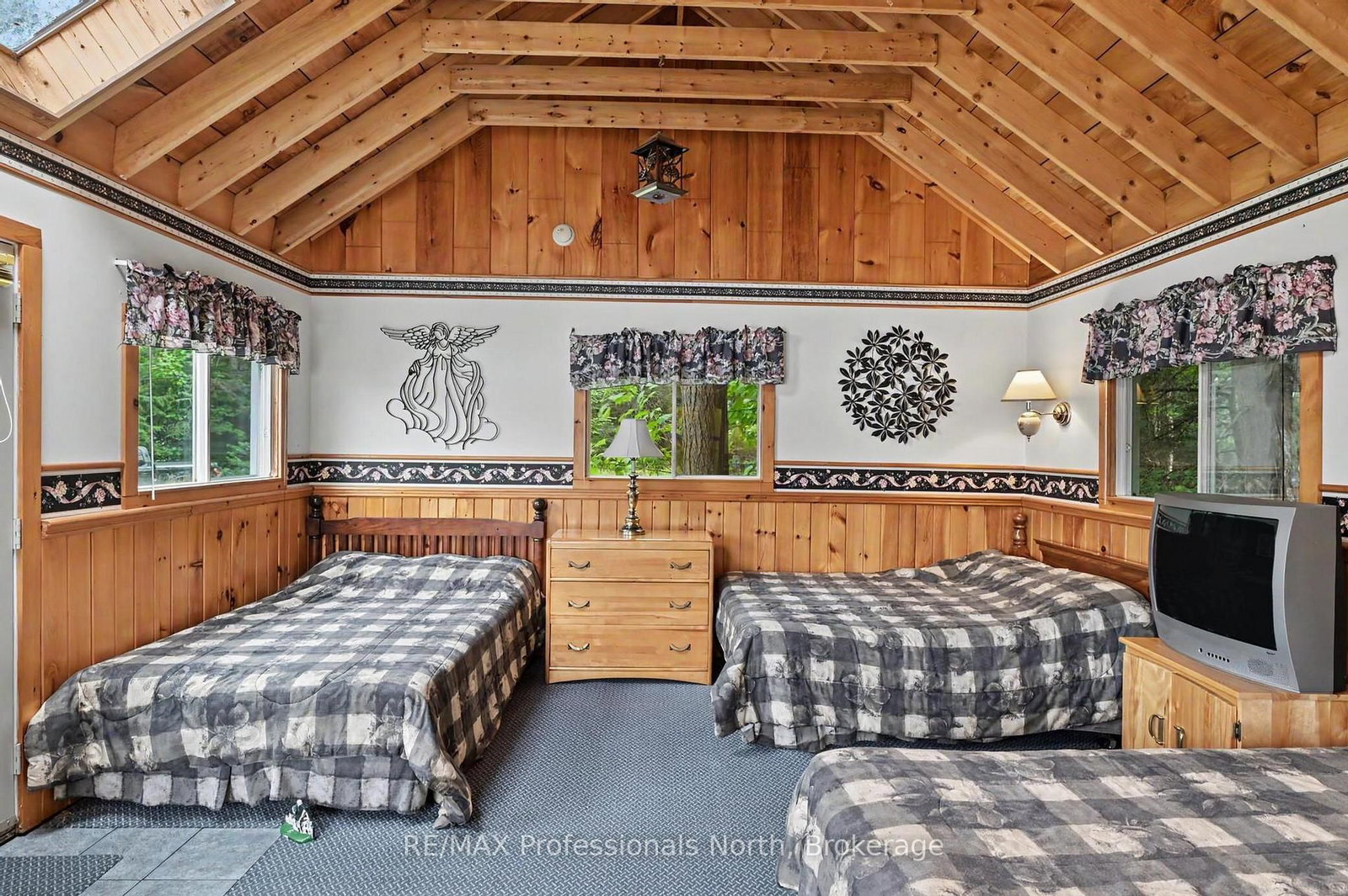 1192 Three Brothers Drive N • Algonquin Highlands, ON photo 29