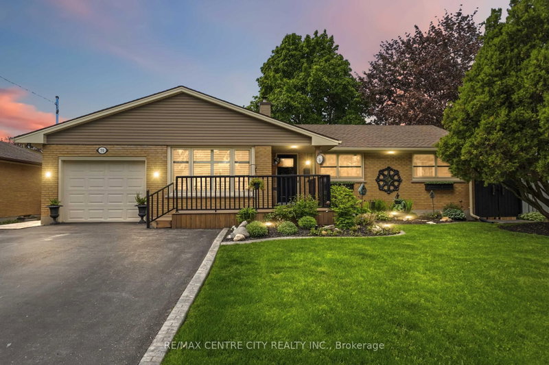 70 Brentwood Crescent