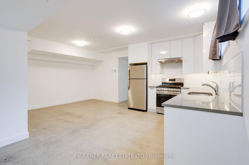B - 143 Columbus Avenue