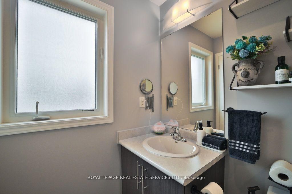 15 Mcallistar Drive • Hamilton, ON photo 24