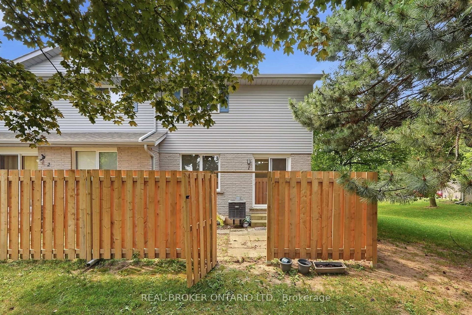 435 Kingscourt Drive • #1 • Waterloo, ON photo 39