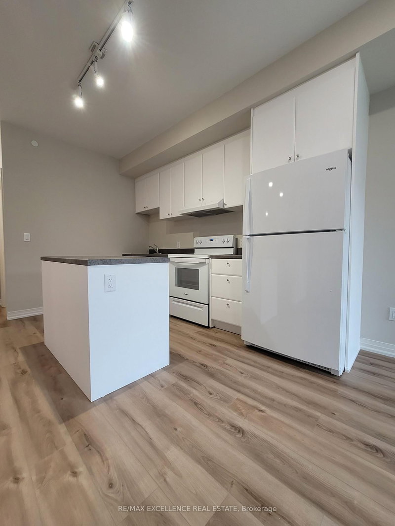 UP39 - 50 Herrick Avenue