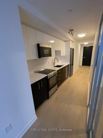 Unit 703 — 15 Wellington Street S — photo 4