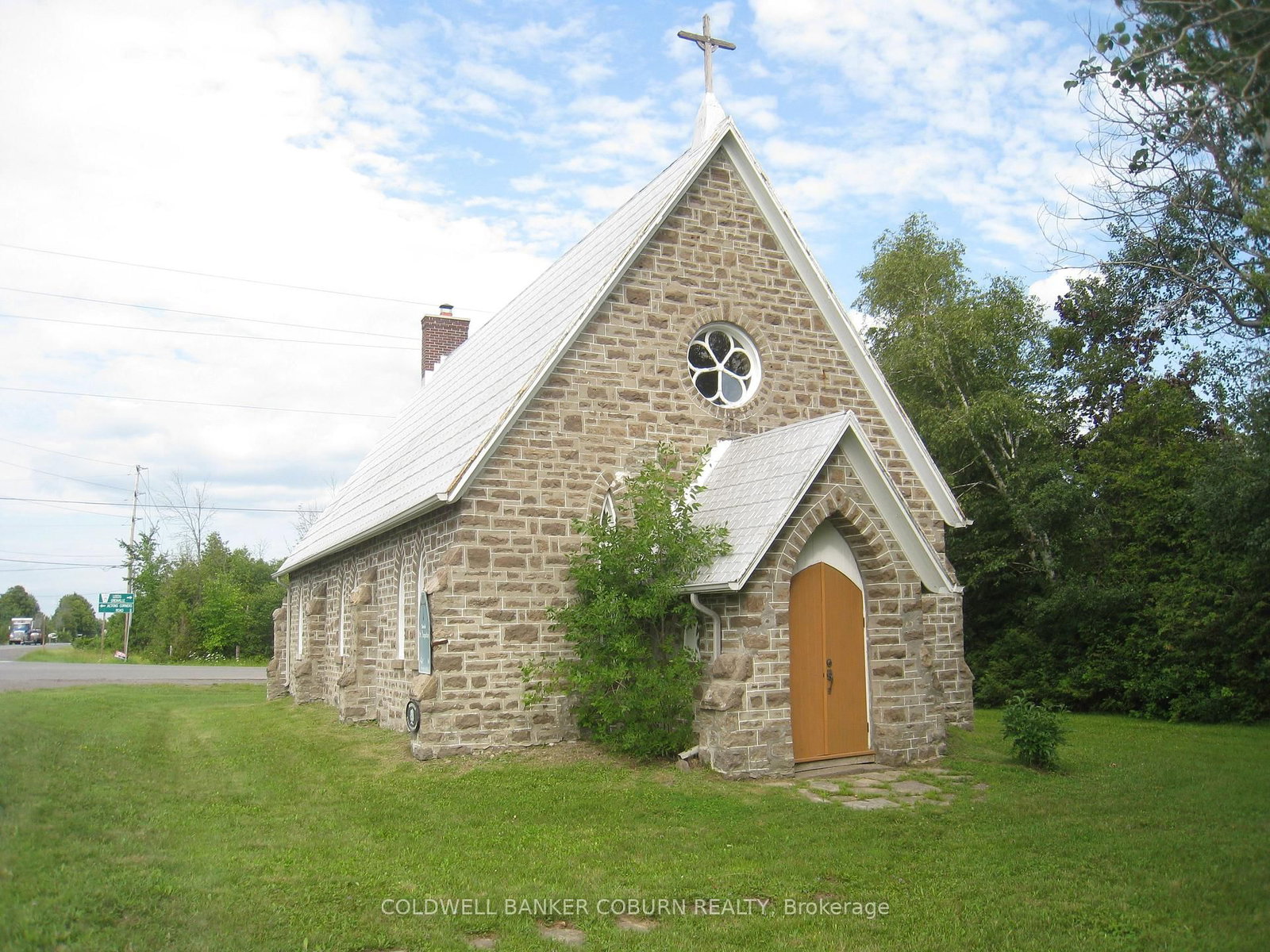 1598 County Rd 43 Road • North Grenville, ON photo 3