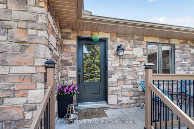 1550 Stanleyfield Crescent
