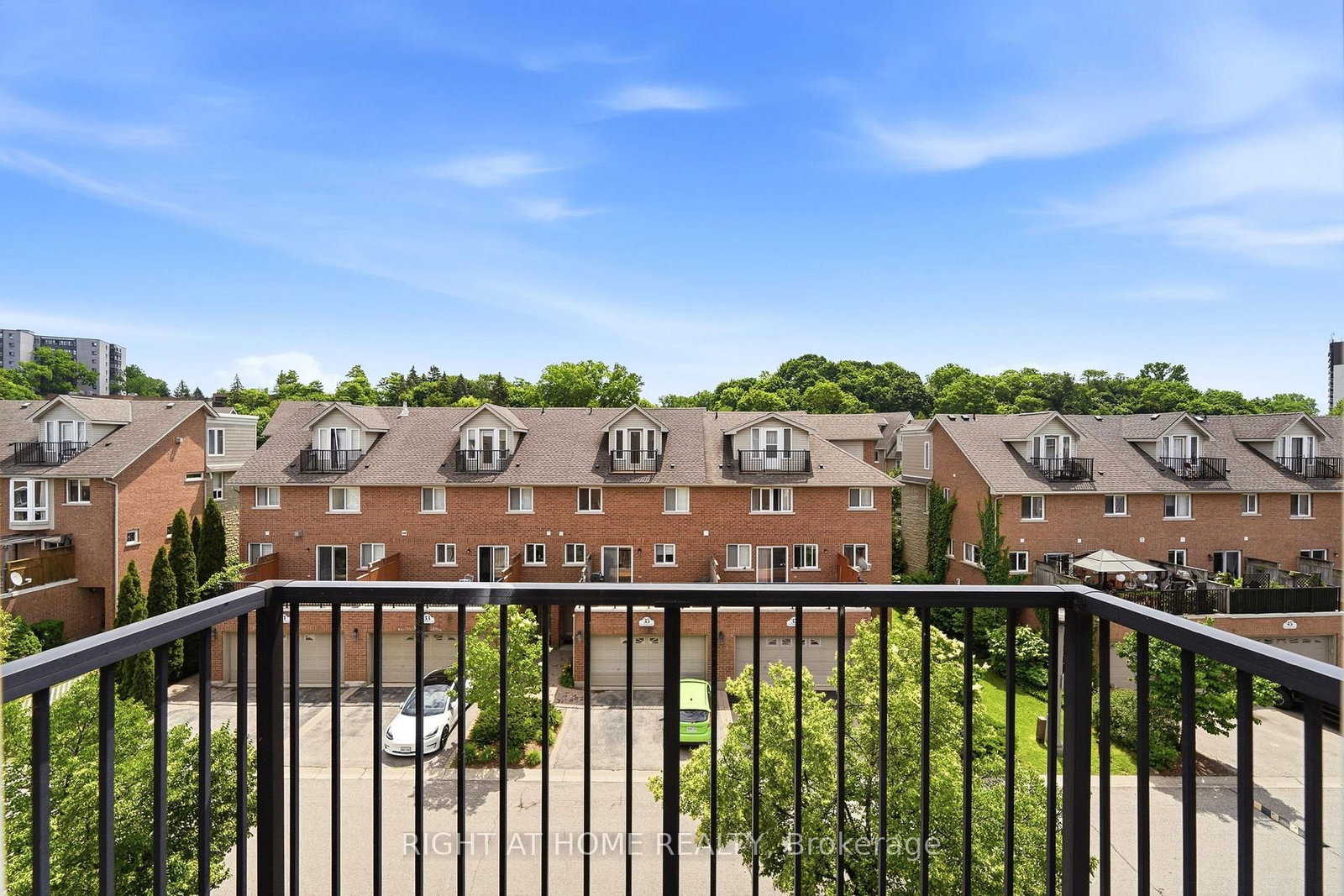 65 Wellington South • Cambridge, ON photo 27