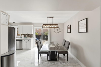 65 Wellington South — more photos