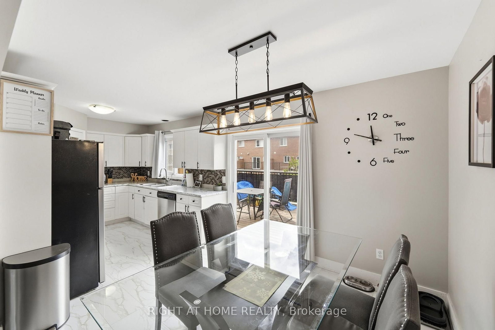 65 Wellington South • Cambridge, ON photo 8