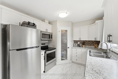 65 Wellington South • Cambridge, ON photo 9