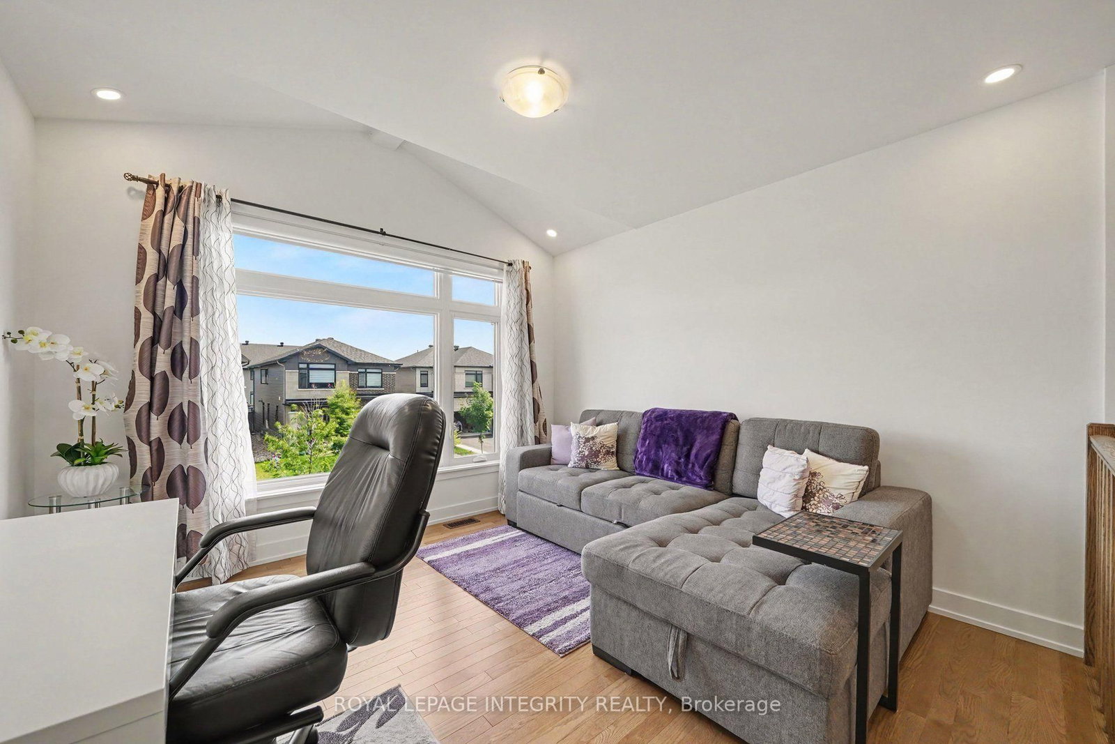 313 Chamomile Way • Ottawa, ON photo 15