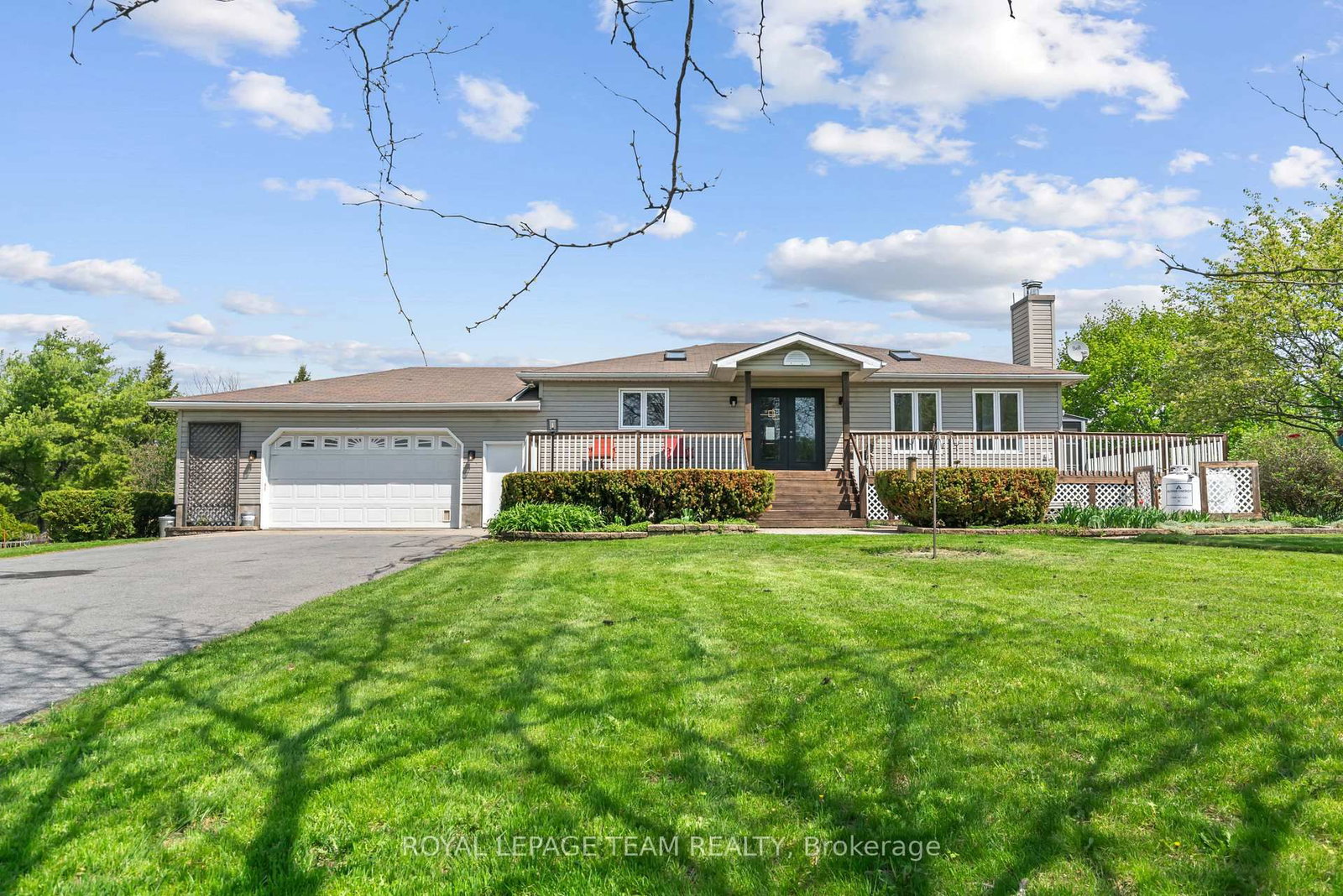 13531 Grantley Road • South Dundas, ON photo 1