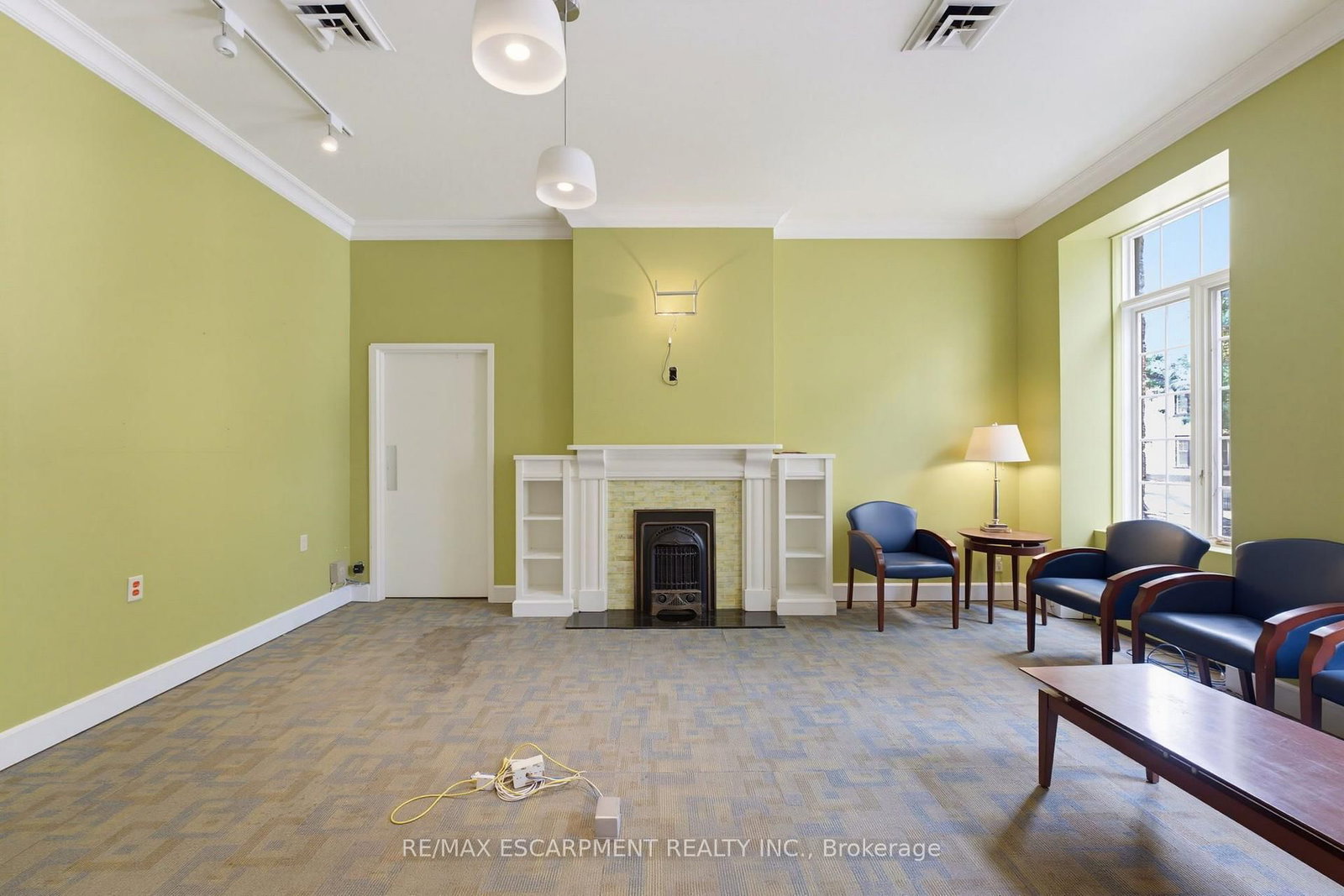 15 BOLD Street, Unit 13 - Photo 9