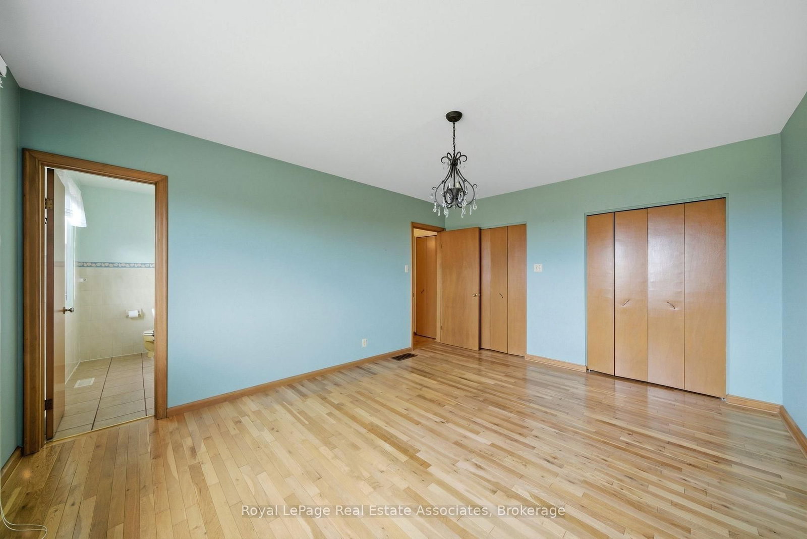 1137 Ridge Road • Hamilton, ON photo 30