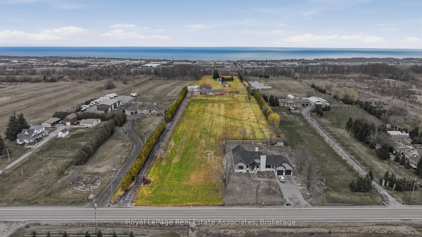 1137 Ridge Road • Hamilton, ON photo 38