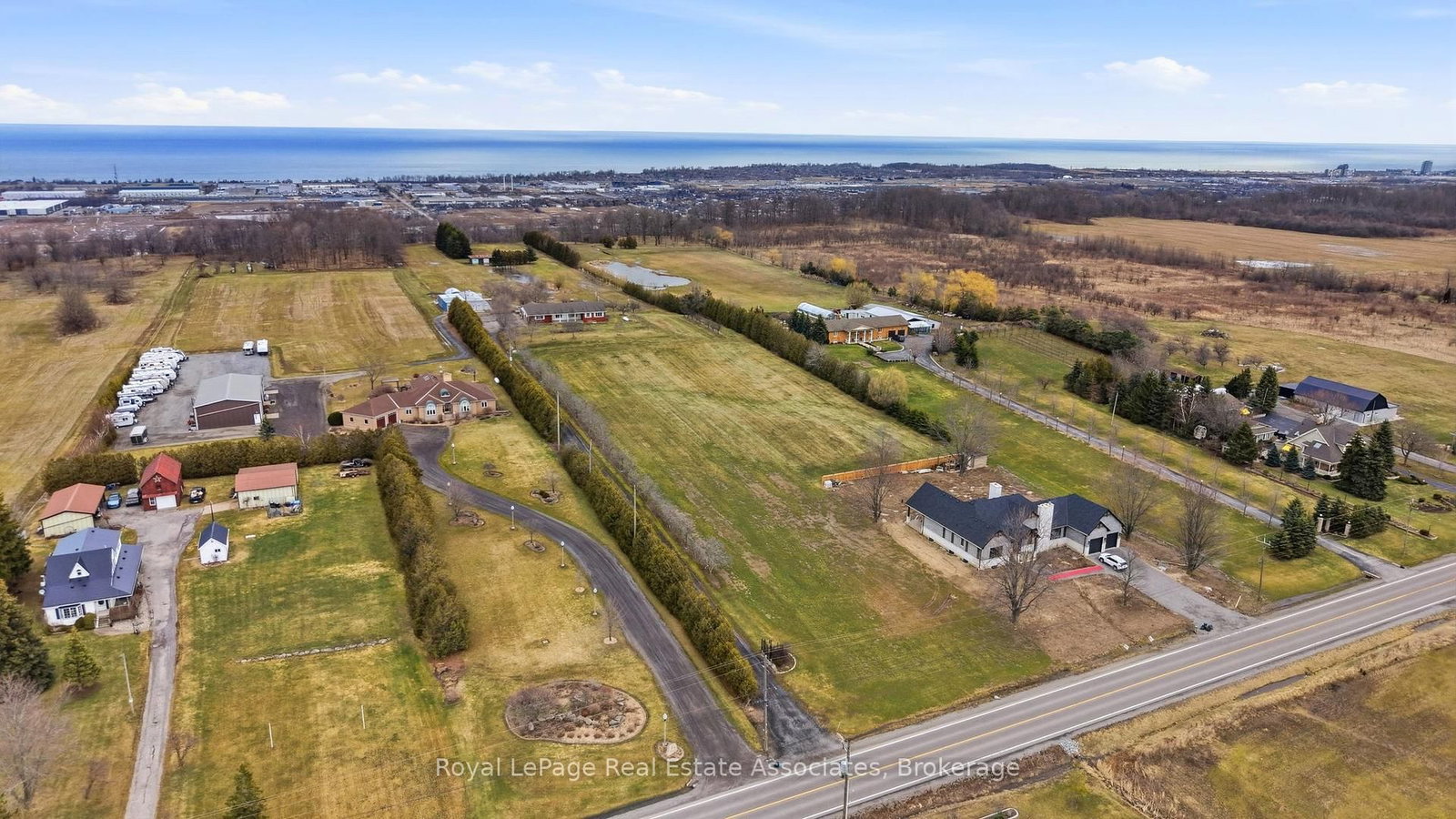 1137 Ridge Road • Hamilton, ON photo 40