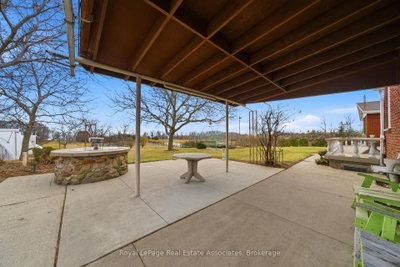1137 Ridge Road • Hamilton, ON photo 7