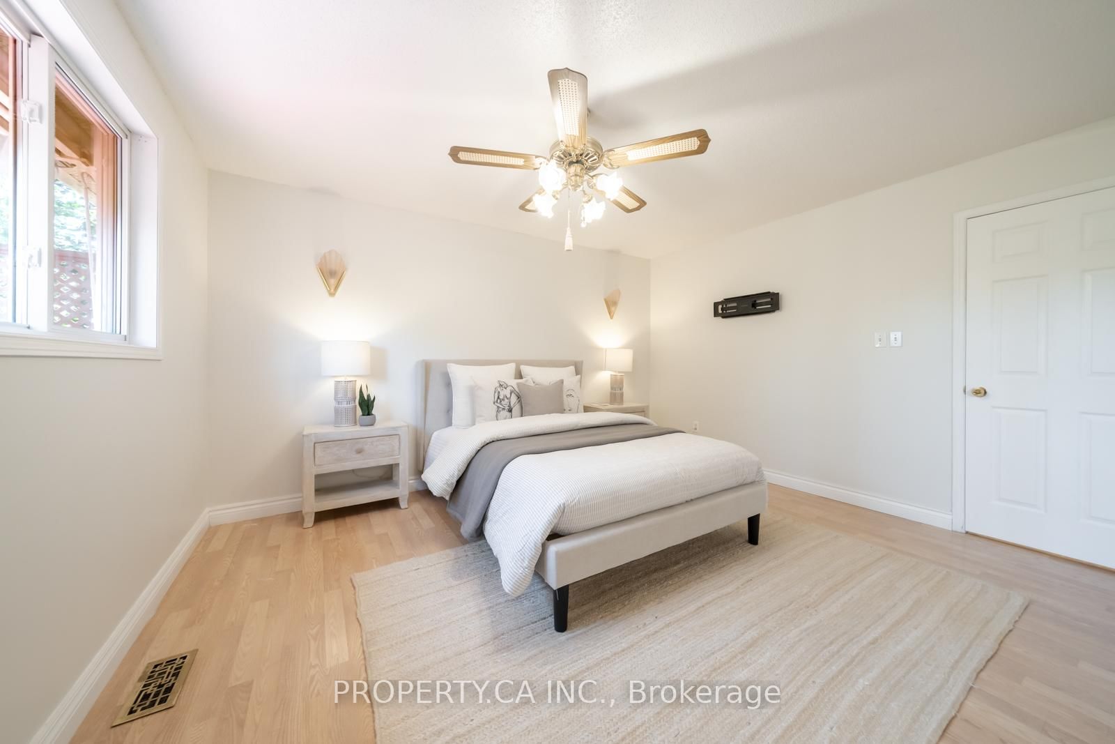 67 Massena Drive • Hamilton, ON photo 18