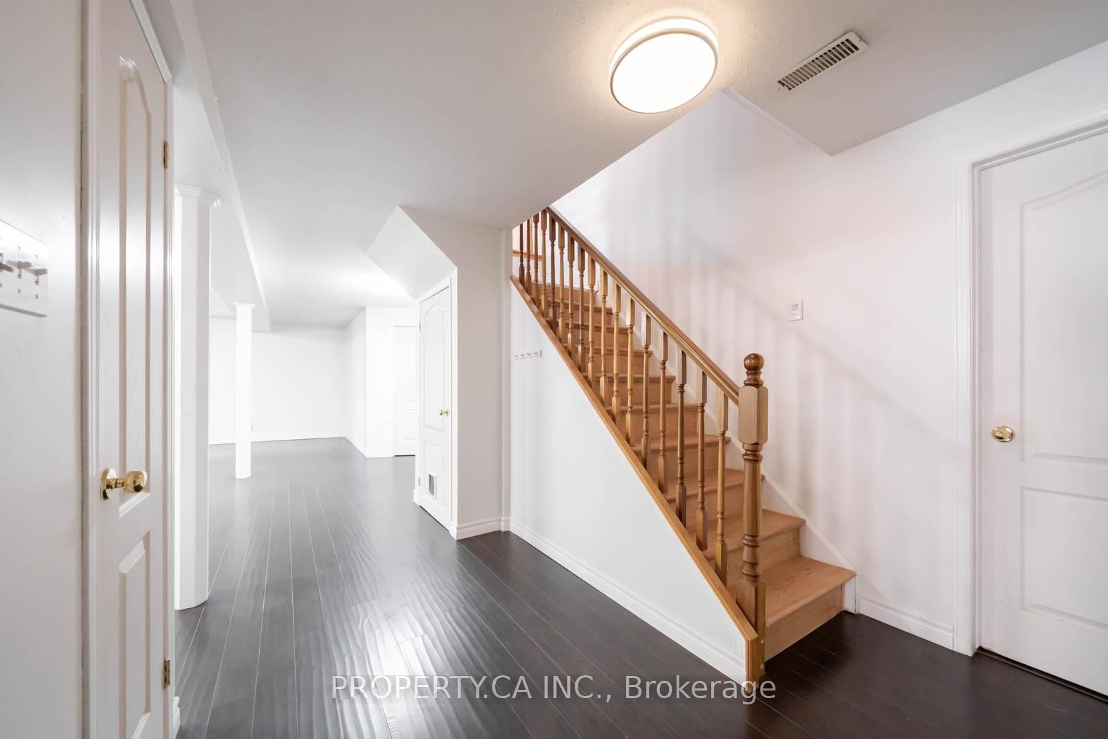 67 Massena Drive • Hamilton, ON photo 24