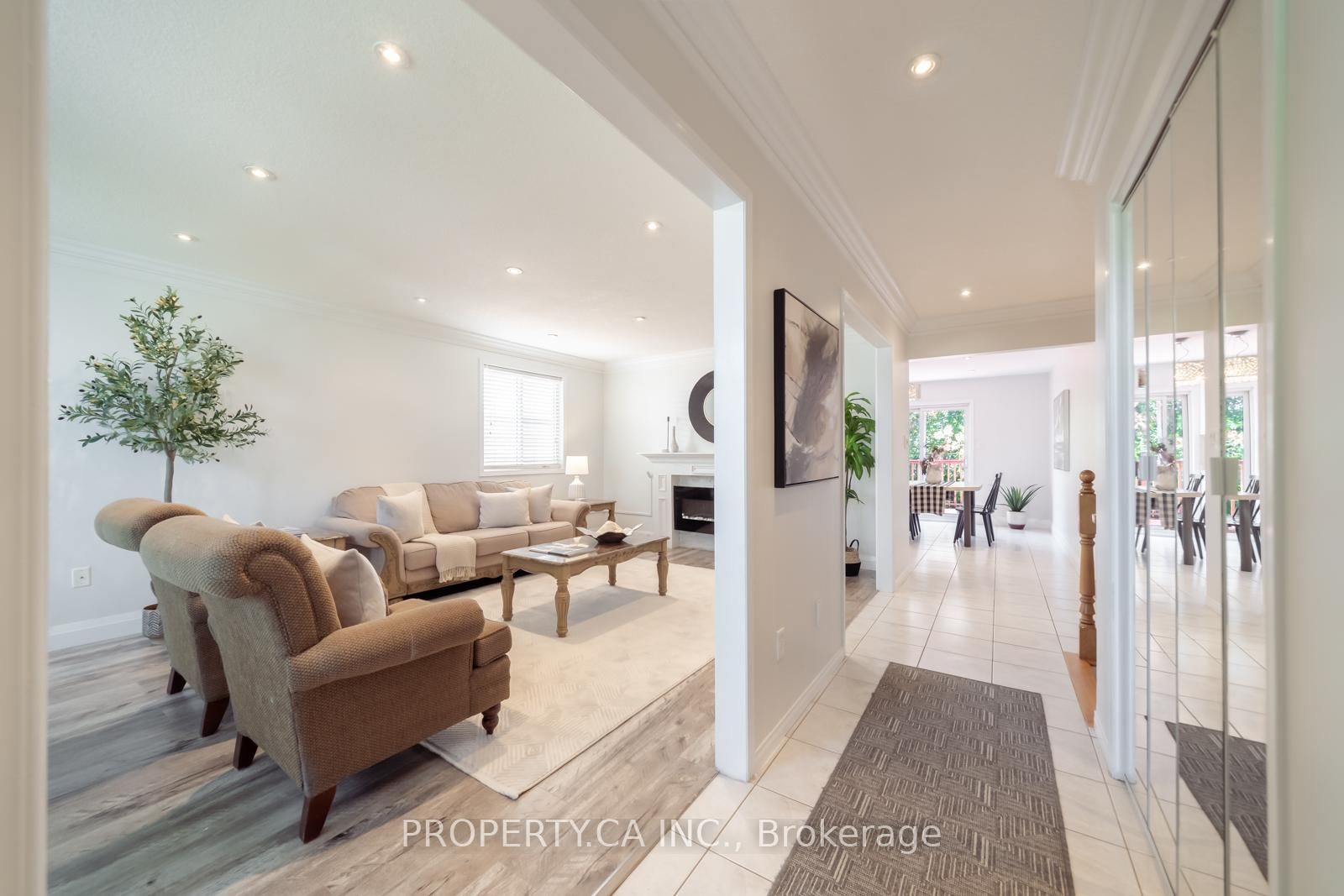 67 Massena Drive • Hamilton, ON photo 9