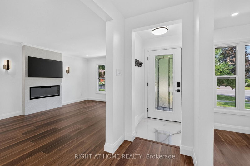 200 Island Park Dr photo 4