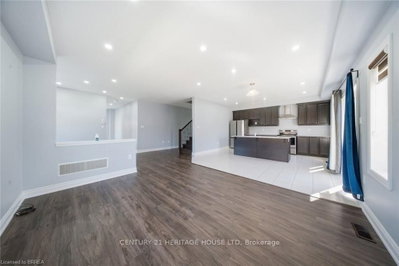 18 Macklin Street — more photos