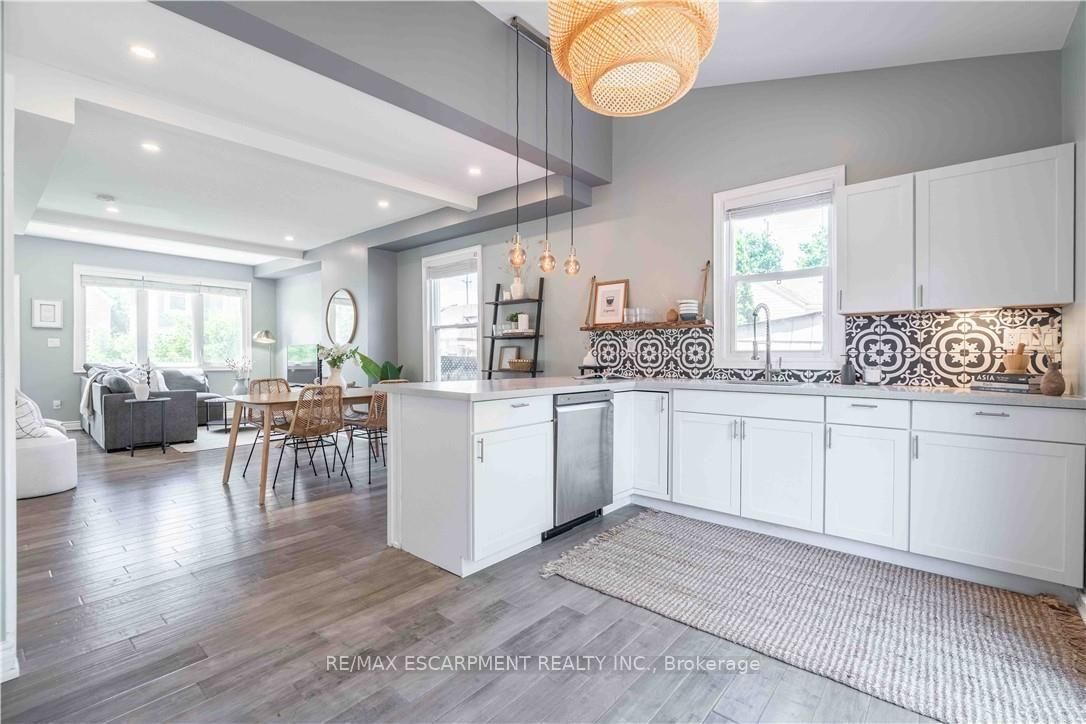195 Wood Street E • Hamilton, ON photo 13