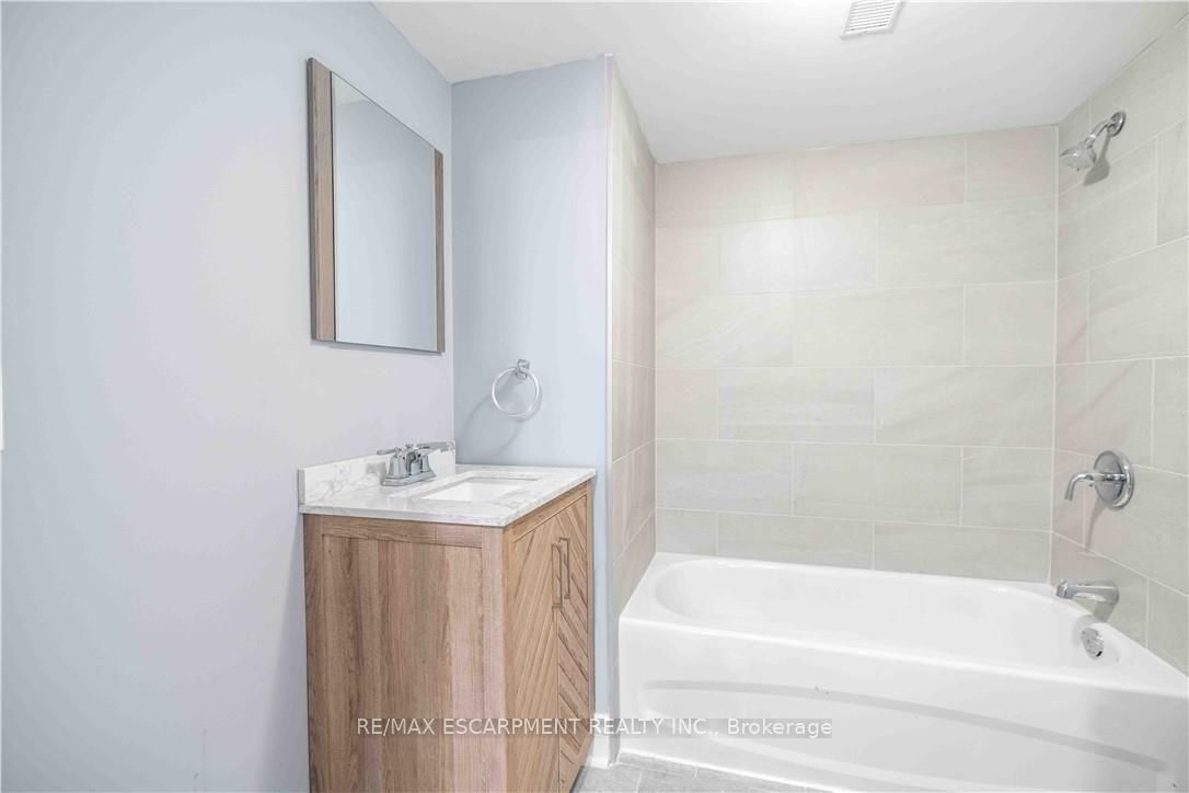 195 Wood Street E • Hamilton, ON photo 22