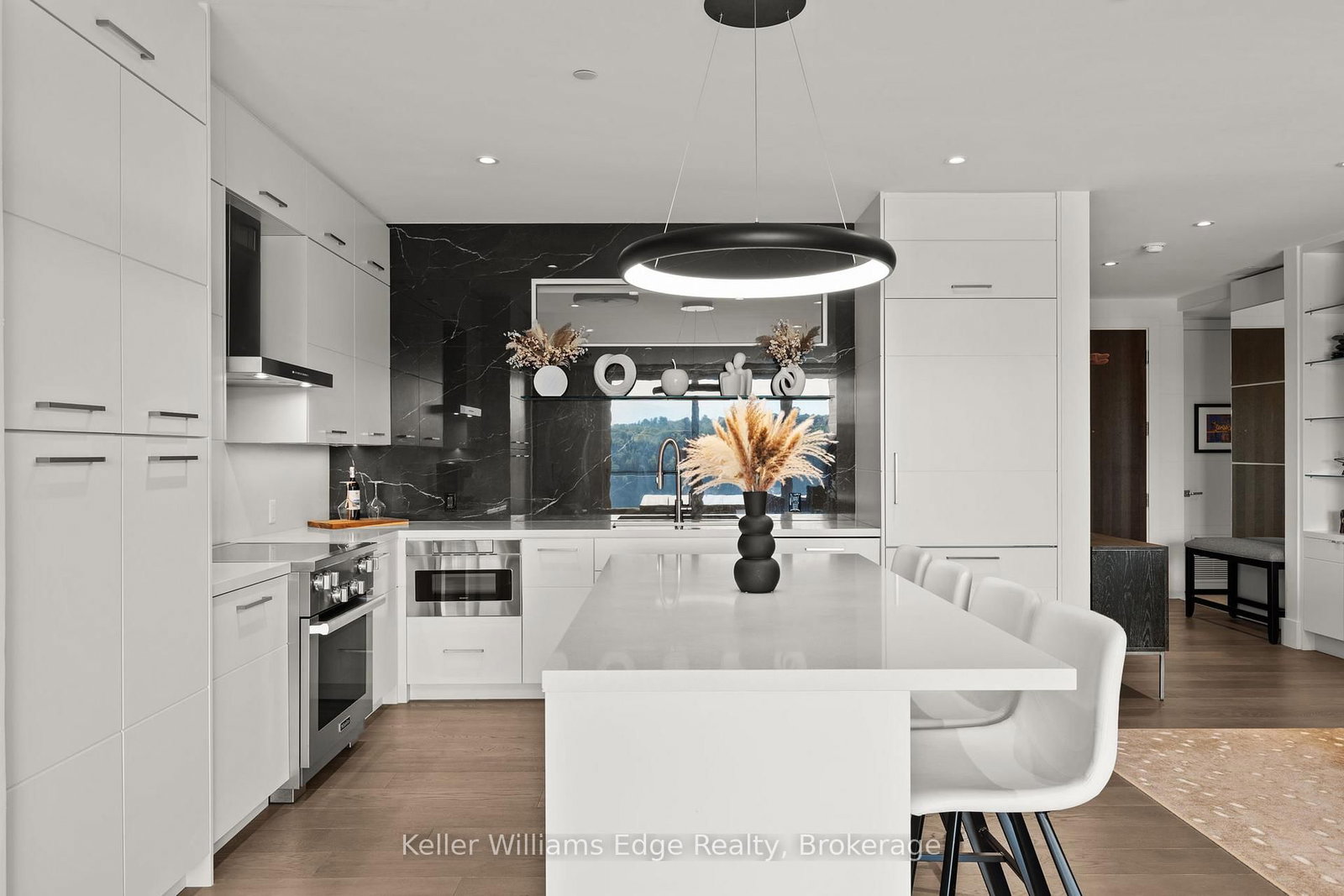 727 Grandview Drive • #209 • Huntsville, ON photo 9