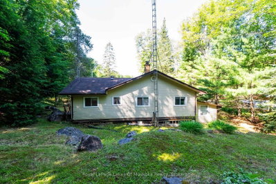 1423 Deer Lake Narrows Road • Algonquin Highlands, ON photo 4