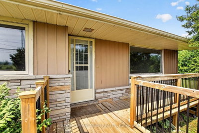 3679 Dunrobin Road — photo 3