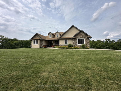 2700 Bridge Street • Fort Erie, ON photo 4
